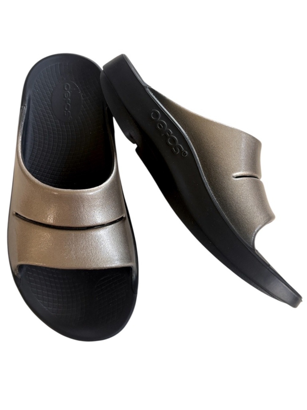 NWOT OOFOS OOaah Luxe Slide Sandals Latte Size 10